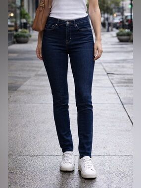 Sebastian McCall Dark Wash Skinny Jeans Women Size 29 Stretch Denim Classic Fit